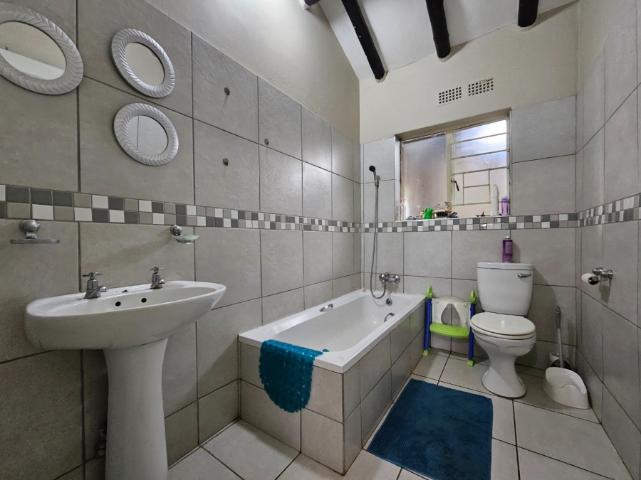 3 Bedroom Property for Sale in Vaalpark Free State